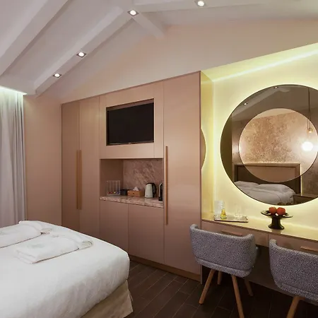 Consolato Boutique 4* Hanya